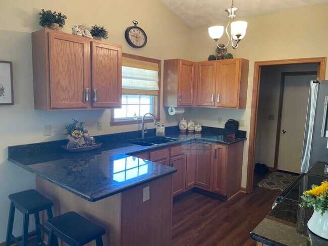 Foto del edificio - 6282 Sulkey Ln