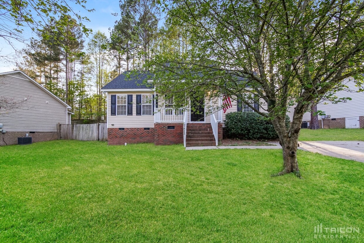 5825 Seward Drive Knightdale NC House Rental in Knightdale, NC