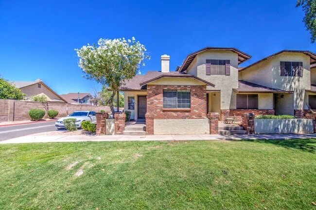 Building Photo - Beautiful 2 Bedroom Condo in Gilbert