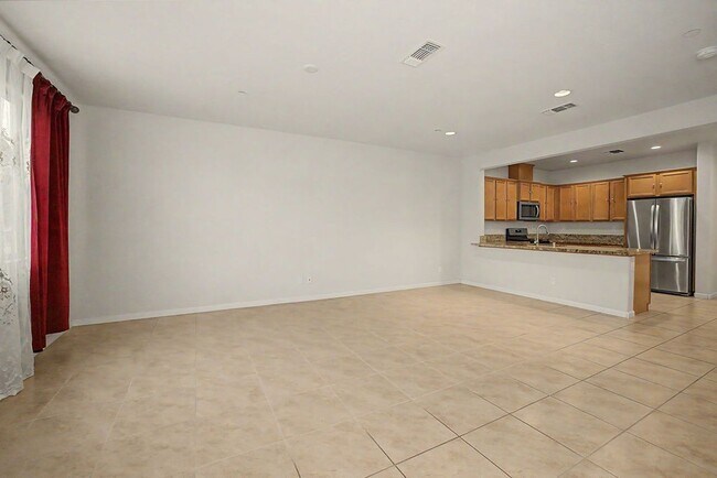Building Photo - 15137 Breckinridge Ave