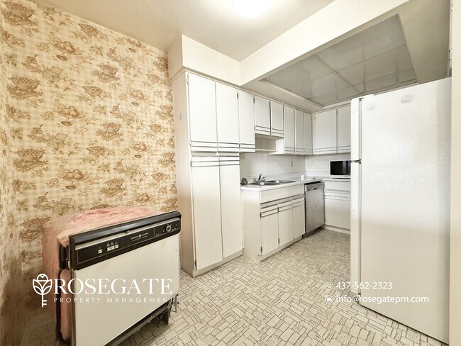 Building Photo - Spacious 2-Bedroom Condo with Private Balcony, Parking & Internet in Scarborough