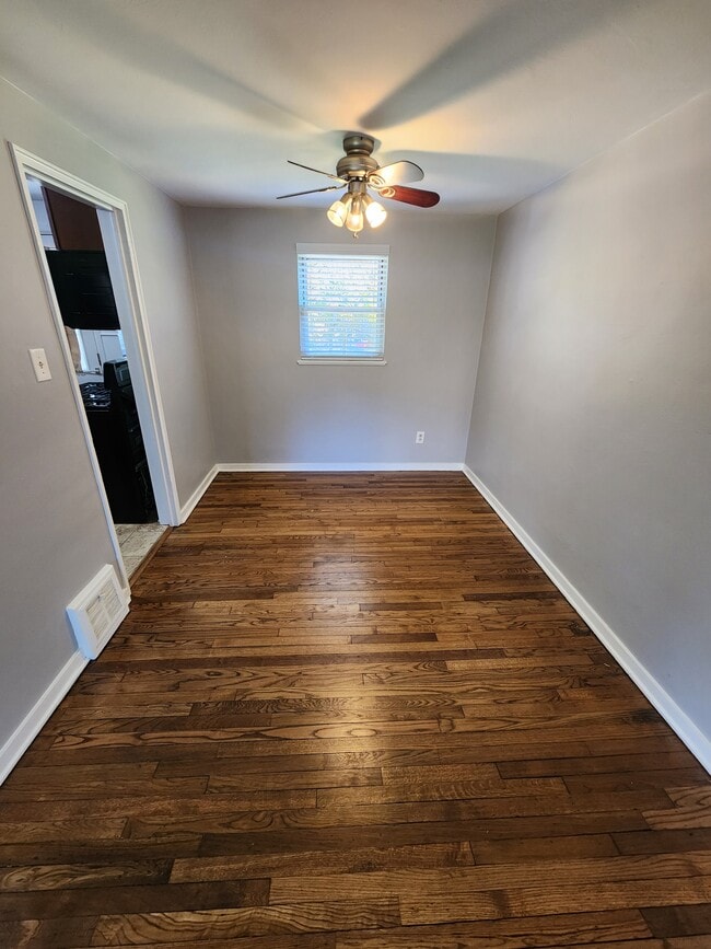 Foto del edificio - 78 Wenzell Pl