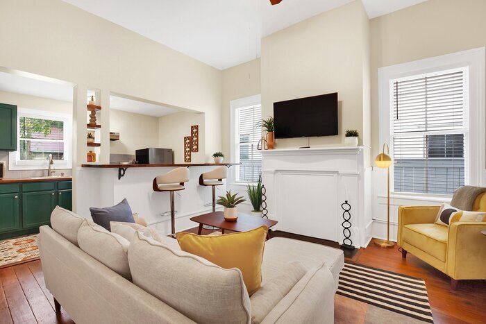 Primary Photo - West Park Suites Unit B