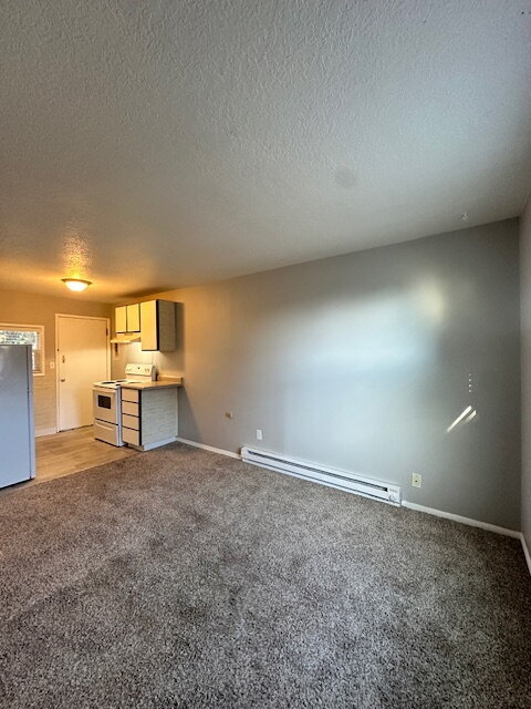 Foto del edificio - 1 Bedroom Cute Cottage Style Home; Duplex