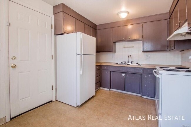 Building Photo - 4580 Everett Ct