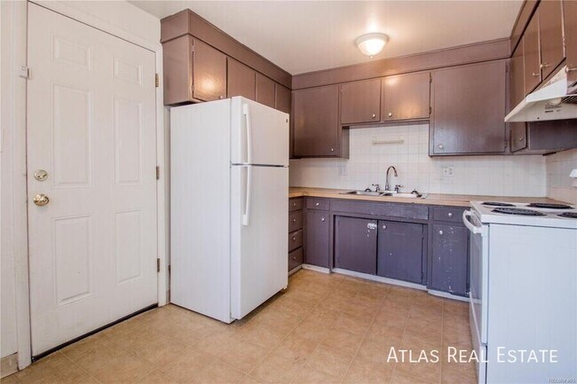 Foto del edificio - 4580 Everett Ct