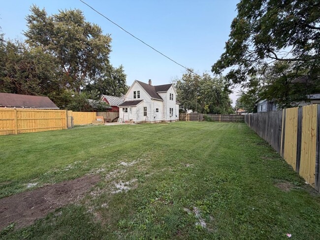 Building Photo - 2012 1st Ave