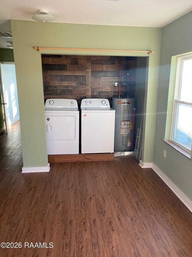 Foto del edificio - 1011 Latiolais Rd