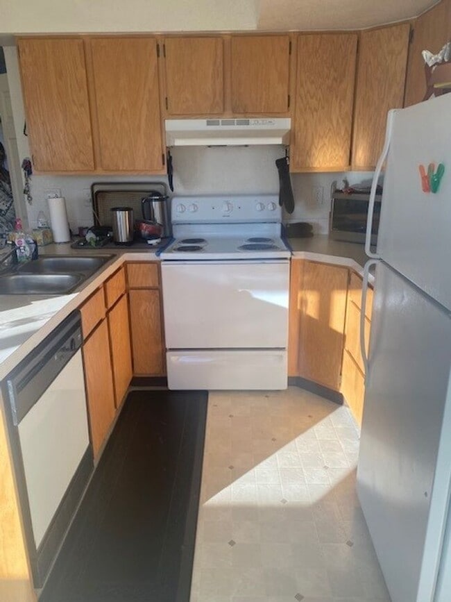 Foto del edificio - 2 story Duplex