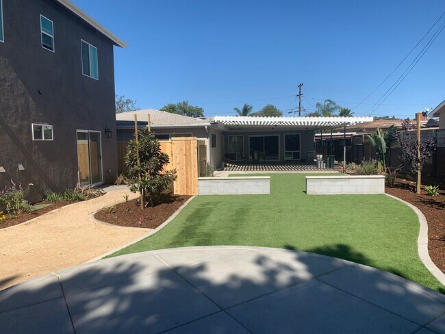 Foto del edificio - 4BD/2BA, Great Yard!
