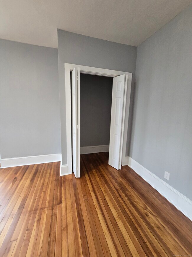 Building Photo - 78 Sisson Ave