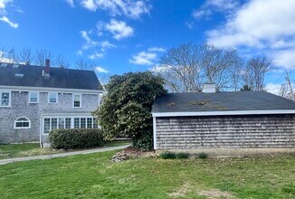 Building Photo - 275 McCorrie Ln