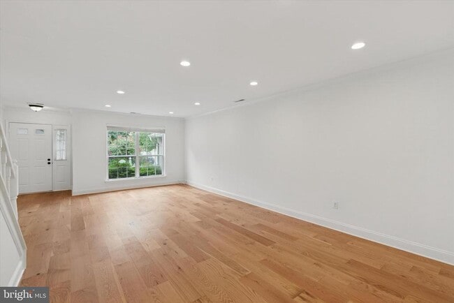Building Photo - 235 Copper Beech Dr