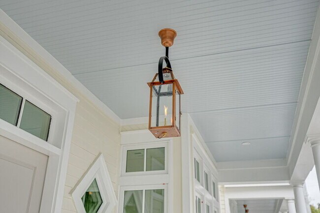 Foto del edificio - 302 W 38th St