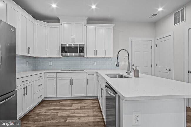Building Photo - 1630 Bandit Loop