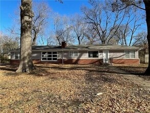 Building Photo - 10623 Palmer Ave