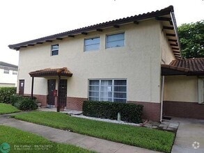 Building Photo - 2907 NW 89th Terrace