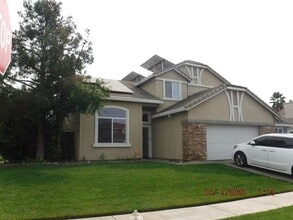 Building Photo - 1736 Cobblestone Dr