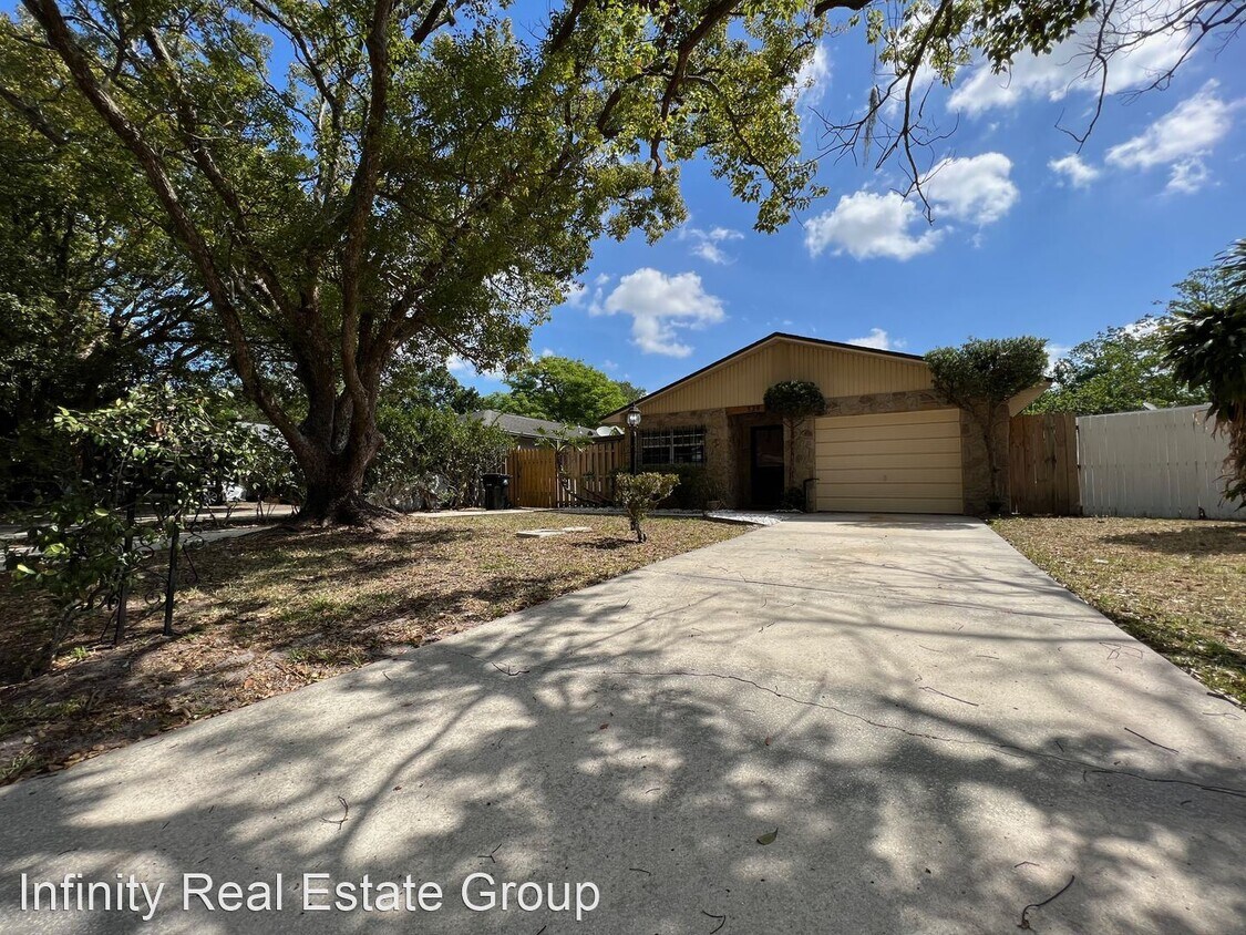 Primary Photo - 3 br, 2 bath House - 529 Hibiscus Way