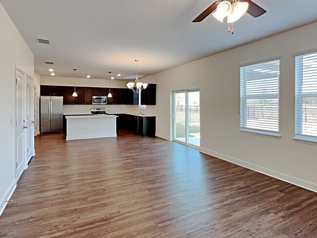 Foto del edificio - 1370 Ashlyn Ct