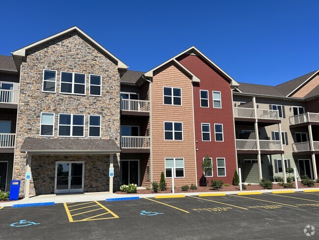 Building Photo - Lofts of Honey Creek