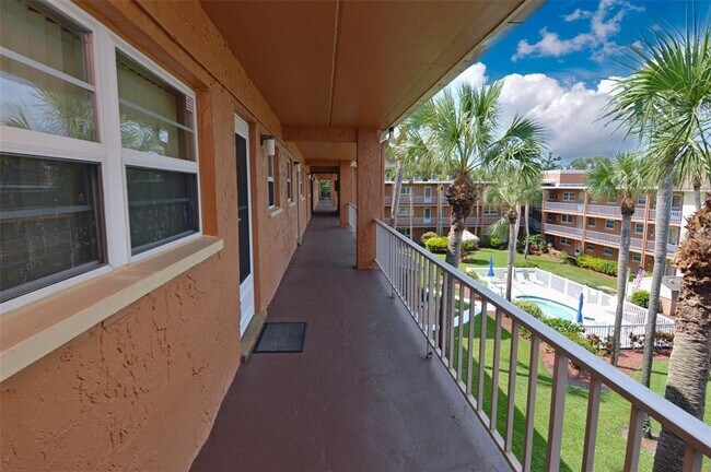 Building Photo - 12760 Indian Rocks Rd