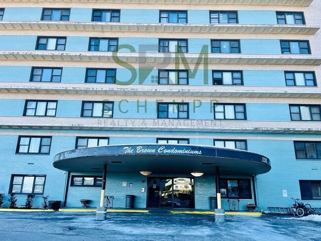 Photo - Updated 2BR/2BA on Bardstown Road with all utilities included now available! House