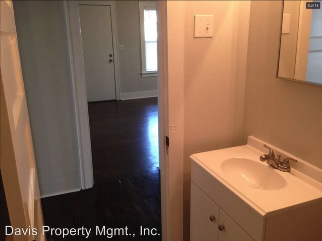 Building Photo - 2 bed/1 bath in the heart of East Nash!