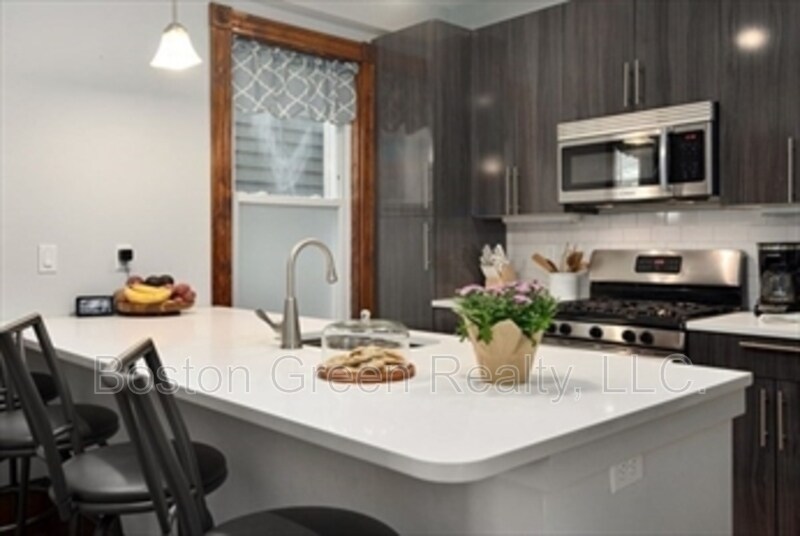 Photo - 181 M Street