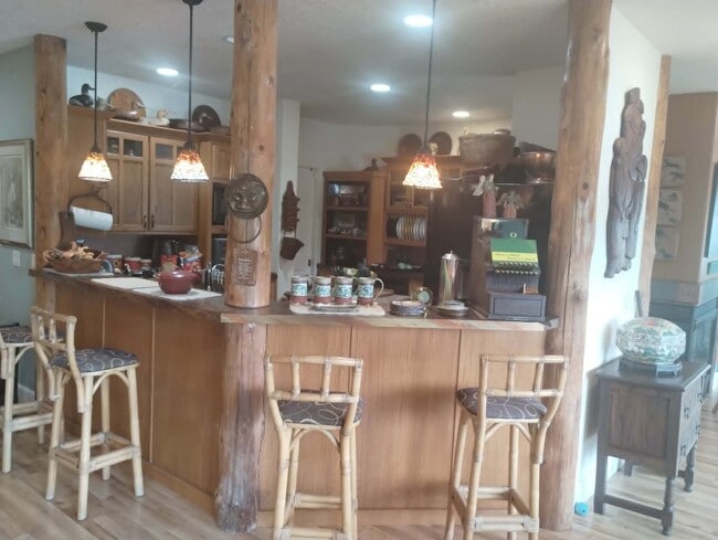 Building Photo - 3445 NE 49th Ct