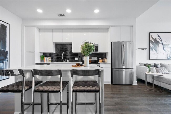 Foto del edificio - 1777 Peachtree Rd NE