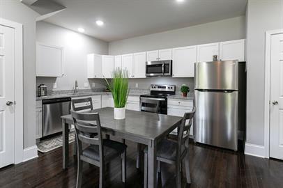 Building Photo - 412 Caldwell Dr