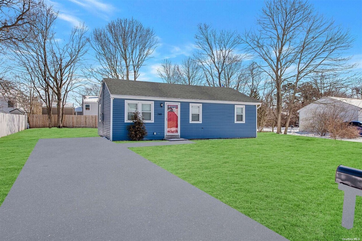 749 Provost Ave, Bellport, NY 11713 House Rental in Bellport, NY