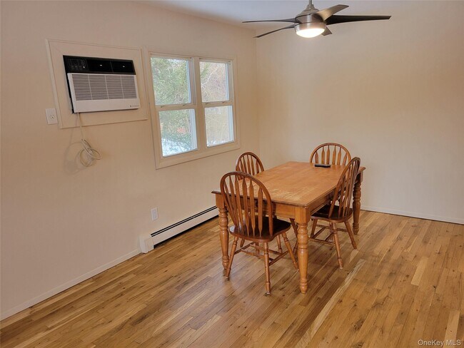 Building Photo - 71 Cayuga Ave