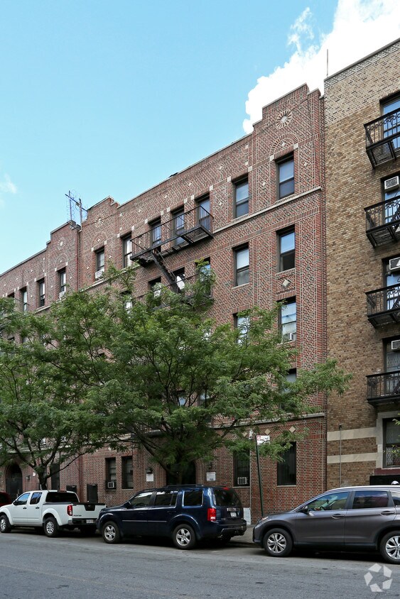 Building Photo - 64 Vermilyea Ave