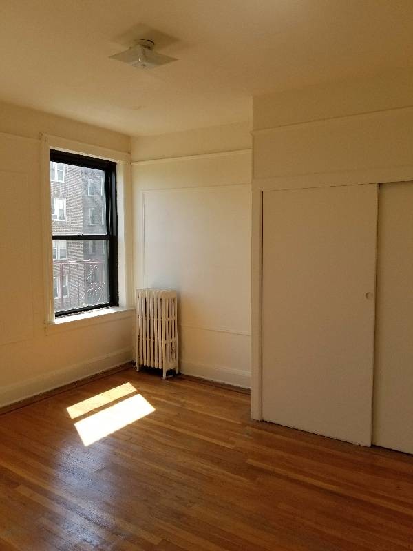 Building Photo - 41-43-43 43rd St