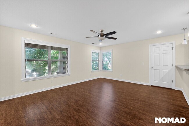 Foto del edificio - 2088 E Custer Ln