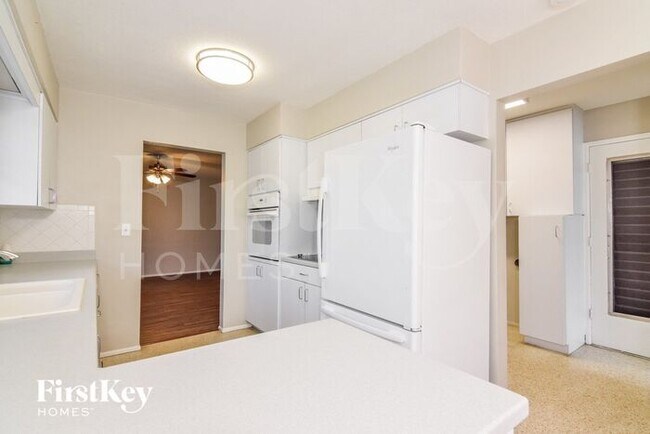 Foto del edificio - 1466 Hunter Ln