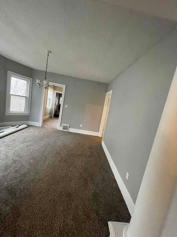 Building Photo - 458 E 123rd St