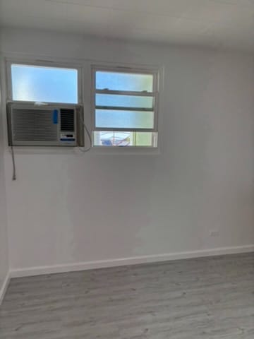Building Photo - 812 Paahana St