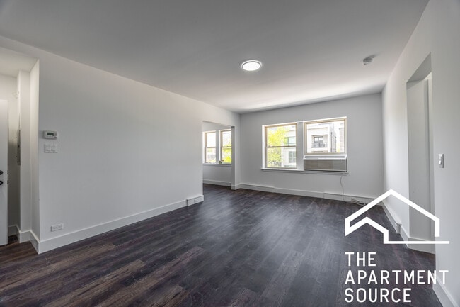 Photo - 1553 W Hollywood Ave Apartment