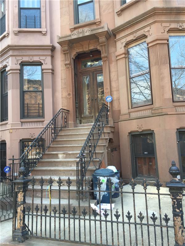 92 Hancock St, Brooklyn, NY 11216 Townhome Rentals in Brooklyn NY