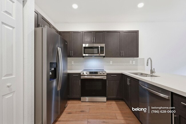 Foto del edificio - 4676 Caspian Way