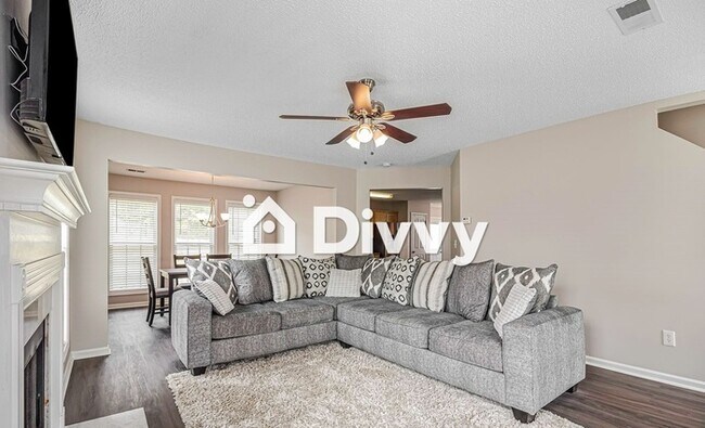 Building Photo - 105 Vineyard Ridge Dr
