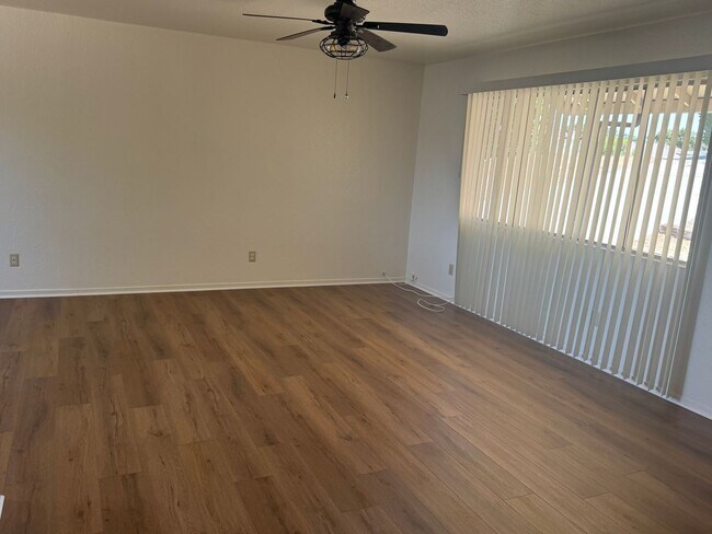 Building Photo - Home for Lease - 3 Bedrooms, 2 Baths, 2 Ca...