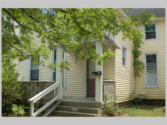 Building Photo - 1105 Tippecanoe St