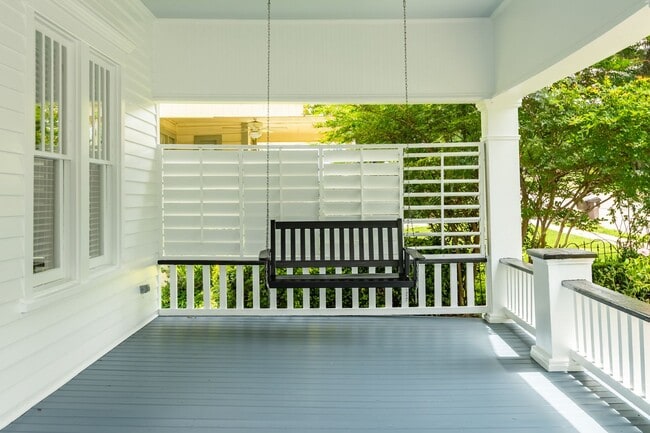 Building Photo - Charming Sanford Rental - $250 off 1st Mon...