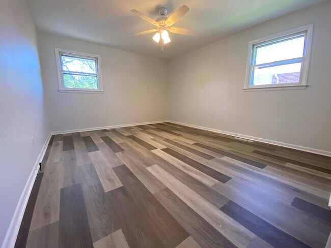 Bedroom 1 - 2204 E Huntington Dr
