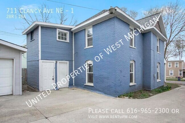 Building Photo - 711 Clancy Ave NE