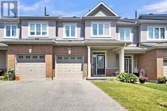 Building Photo - 655 Lauraleaf Cres
